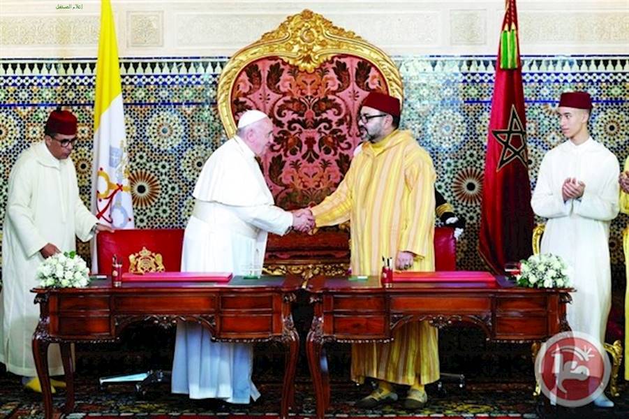 العاهل المغربي والبابا فرنسيس يوقعان "نداء القدس"