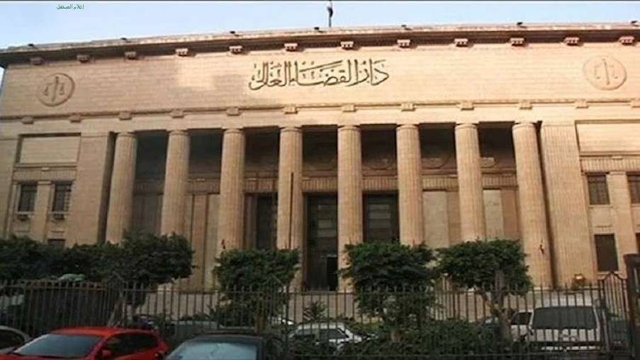 النائب العام المصري يحيل المطربة شيرين للتحقيق