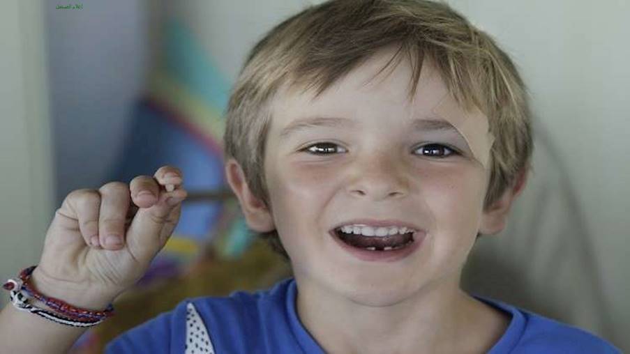 الاحتفاظ بالأسنان اللبنية قد ينقذ حياة طفلك في المستقبل