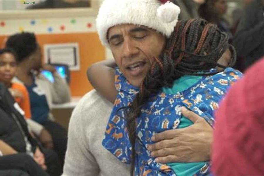 اوباما يتحول الي بابا نويل من اجل هولاء