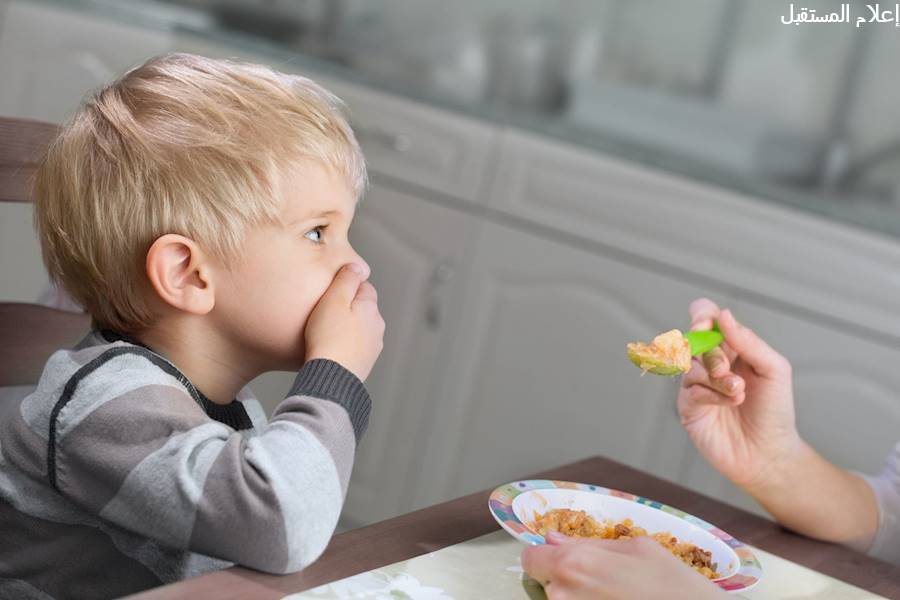 نصائح للتعامل مع الطفل الانتقائي في الطعام