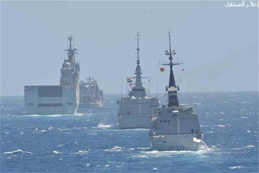 البحرية المصرية والفرنسية تنفذان تدريبين  بالبحر الأحمر
