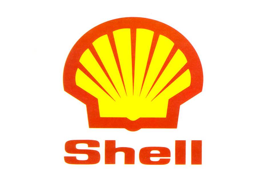 شركة "Shell" تعلن وقف شراء النفط من موسكو وتعليق خدماتها على الأراضي الروسية